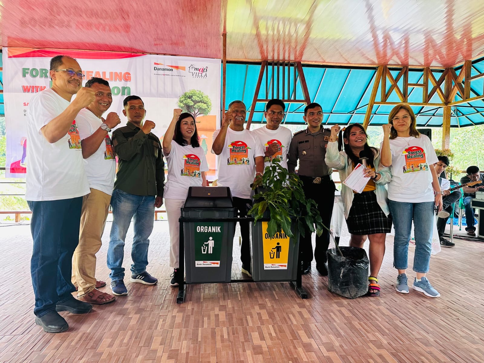 Danamon Peduli Plants 200 Trees,  Builds Educational Cottage in Tambunan Village 