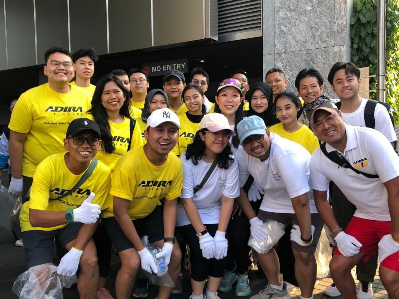 Danamon and Adira Finance Participate in SPOGOMI  as a Form of Commitment to Concern for the Environment and Waste Issues