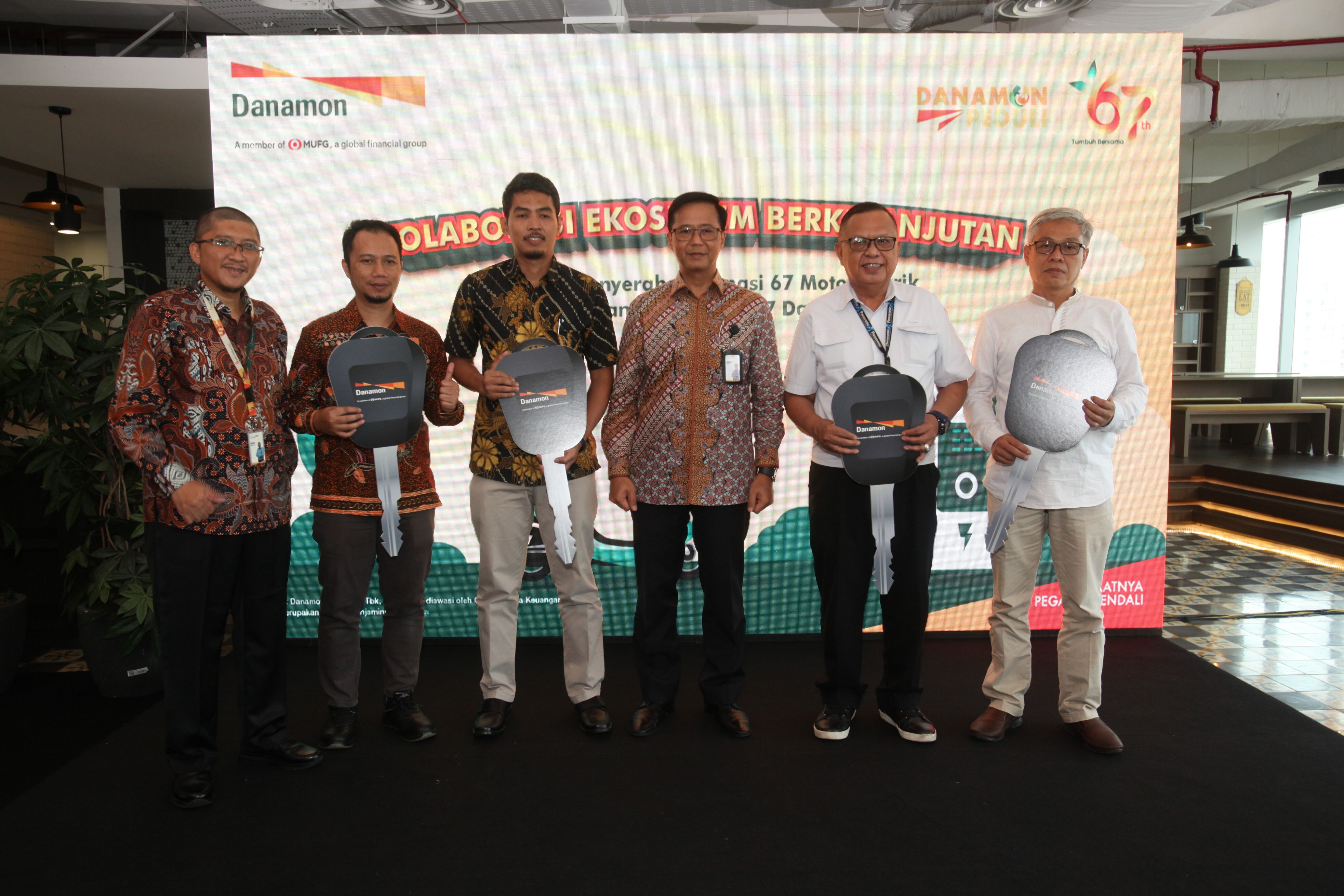Towards Sustainable Ecosystem, Danamon Celebrates 67th Anniversary, by Donating 67 Electric Motorcycles